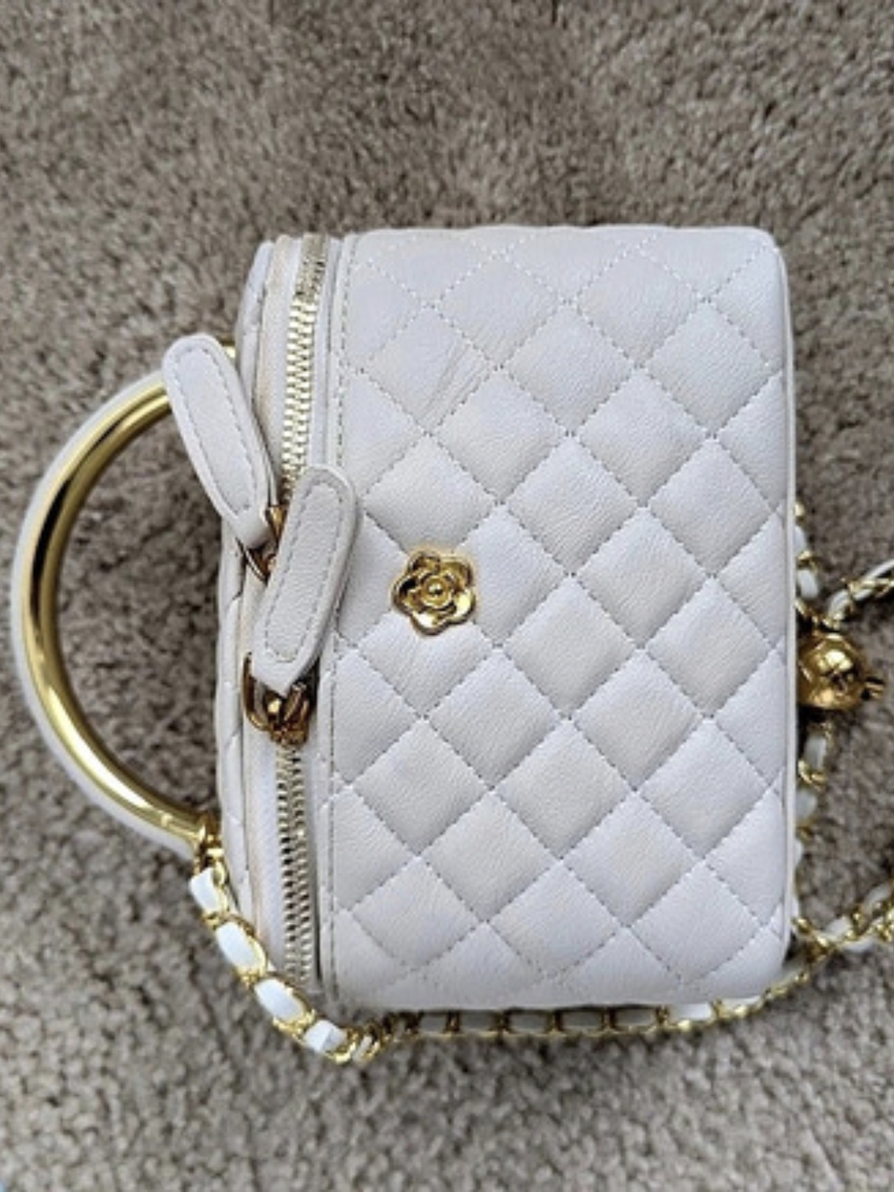Lambskin Quilted Mini Camellia Bow Vanity Case With Chain White